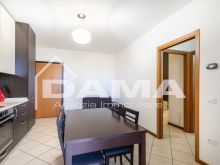 Grazioso trilocale con terrazzi e posto auto a Carpinello 12