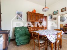 Casa indipendente con 3 appartamenti e ampio giardino privato – San Martino in Villafranca 55