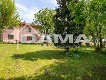 Casa indipendente con 3 appartamenti e ampio giardino privato – San Martino in Villafranca 19