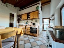 Casa Abbinata di Campagna Con Podere e Capannone 11