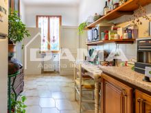Casa indipendente con 3 appartamenti e ampio giardino privato – San Martino in Villafranca 36