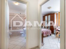 Casa indipendente con 3 appartamenti e ampio giardino privato – San Martino in Villafranca 47