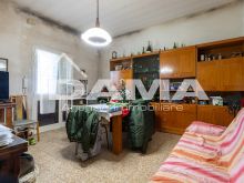 Casa indipendente con 3 appartamenti e ampio giardino privato – San Martino in Villafranca 72