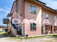 Casa indipendente con 3 appartamenti e ampio giardino privato – San Martino in Villafranca 65