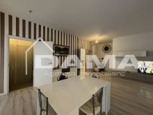 Luminoso appartamento ristrutturato con terrazzo abitabile in zona Piscina_soggiorno cucina10