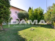 Elegante casa indipendente su due livelli a Cusercoli_esterno03