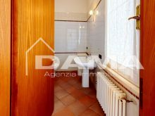 CENTRO_no ZTL Bilocale Ristrutturato al Piano Terra con Corte Esclusiva 11