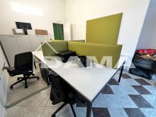 UFFICIO VIA GORIZIA CON VETRINE E PARCHEGGIO 08