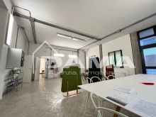 UFFICIO VIA GORIZIA CON VETRINE E PARCHEGGIO 36