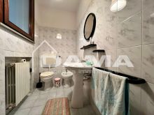 Casolare di Campagna di Ampie Dimensioni Divisibile in Due Unità Abitative08