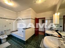 Casolare di Campagna di Ampie Dimensioni Divisibile in Due Unità Abitative21